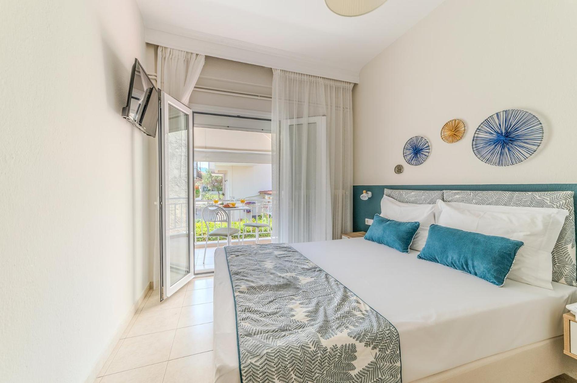 Evangelia Rooms & Apartments - A อัสโปรวาลตา ภายนอก รูปภาพ