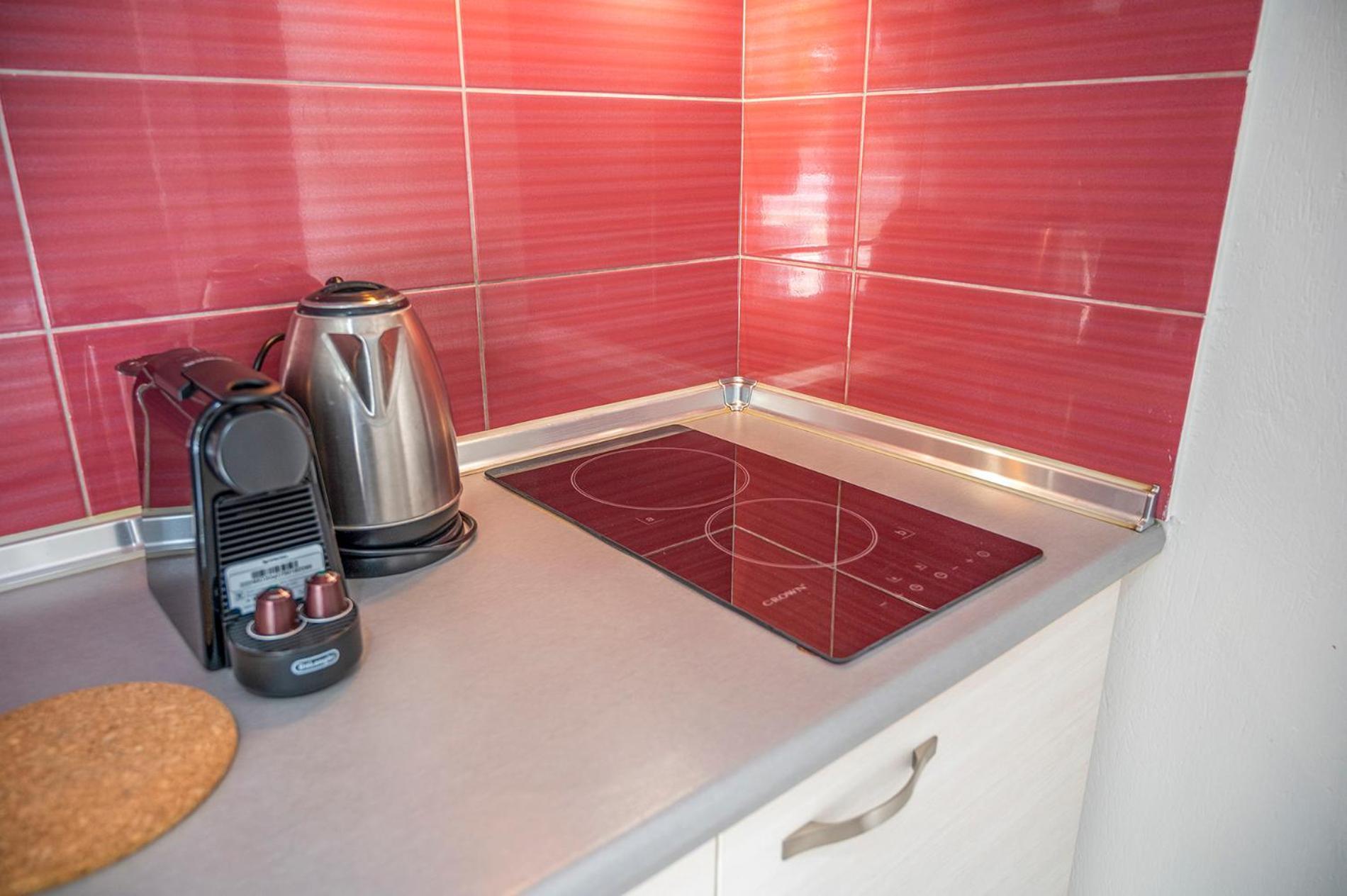 Evangelia Rooms & Apartments - A อัสโปรวาลตา ภายนอก รูปภาพ