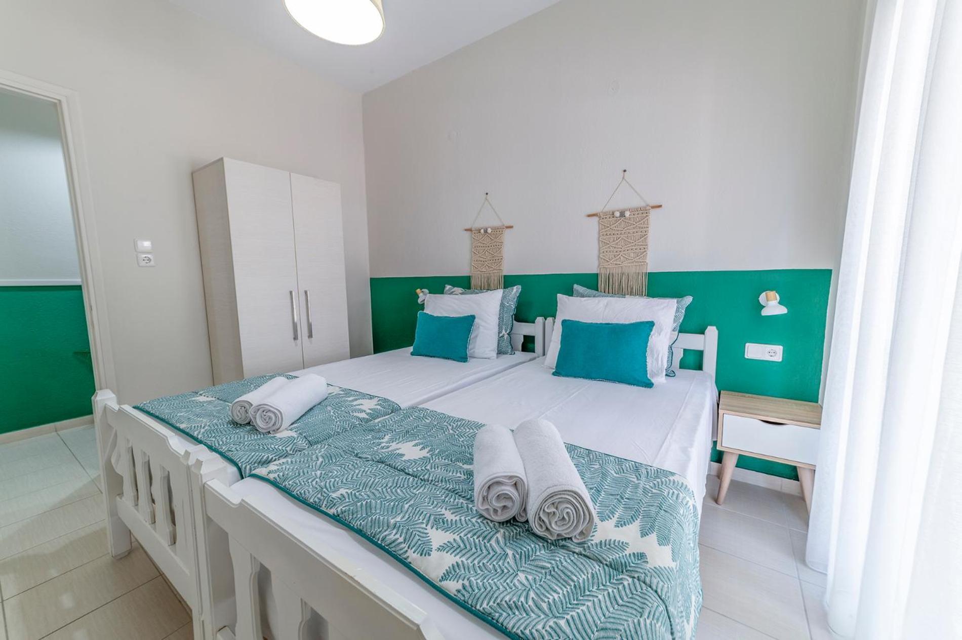 Evangelia Rooms & Apartments - A อัสโปรวาลตา ภายนอก รูปภาพ