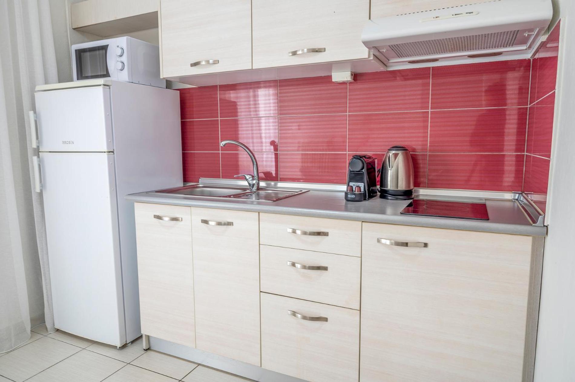 Evangelia Rooms & Apartments - A อัสโปรวาลตา ภายนอก รูปภาพ